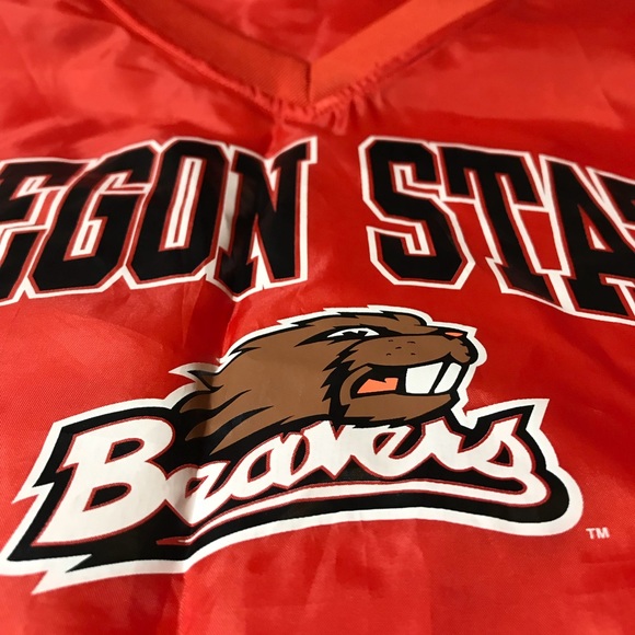 Oregon State Pullover - Picture 3 of 4